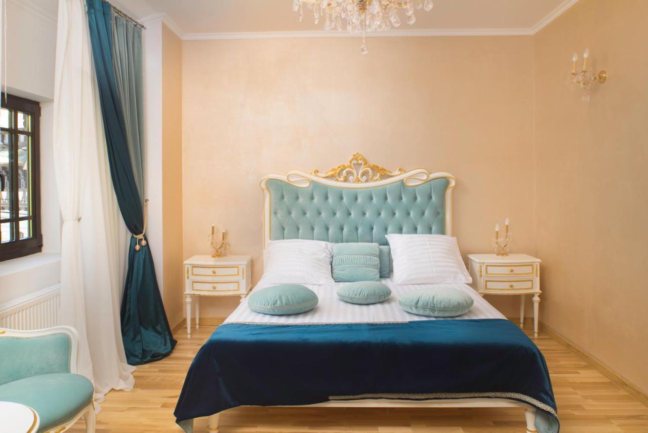 Hotel Boutique Vila Lakastel Sinaia Luaran gambar