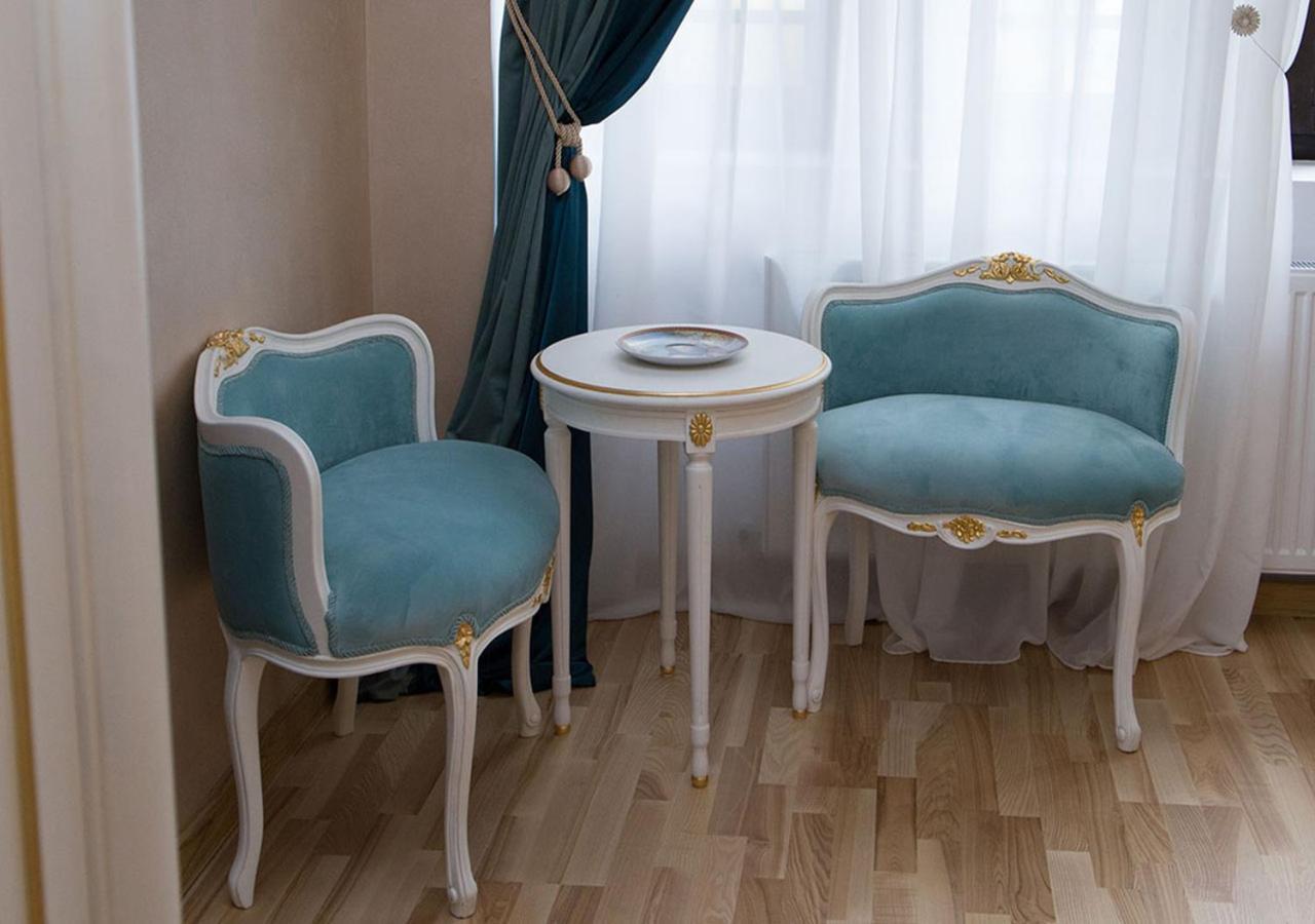 Hotel Boutique Vila Lakastel Sinaia Luaran gambar